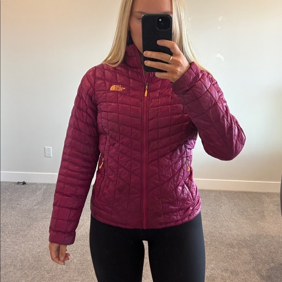 Northface Women's Thermoball Puffer Jacket Geo Floral - Picture 3 of 4